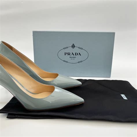 prada pre-loved pumps uae